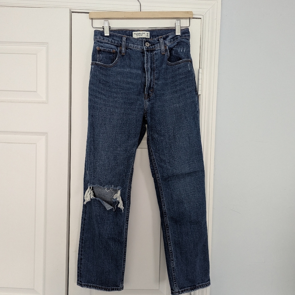 Abercrombie The Ankle Straight Ultra High Rise 26S petite